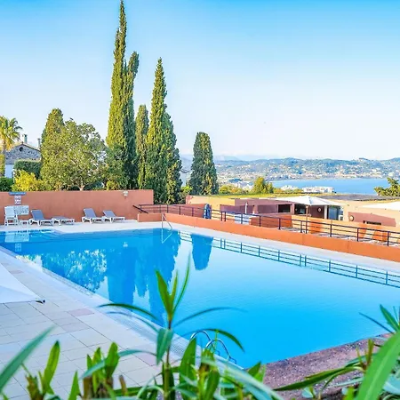 Aldeamento Turístico Village Club Mileade