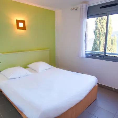 Village Club Mileade Aldeamento Turístico 4*